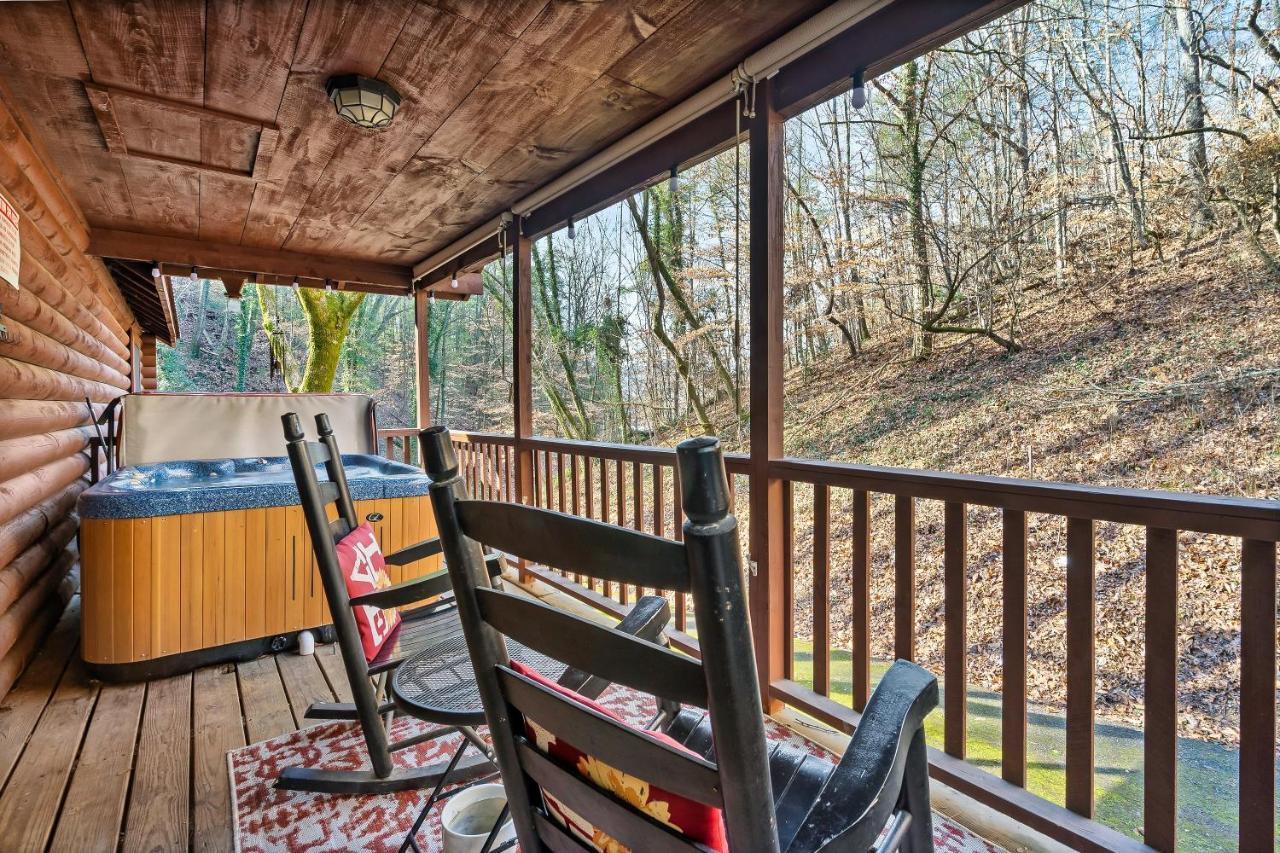 Bear Nakid Villa Pigeon Forge Eksteriør billede